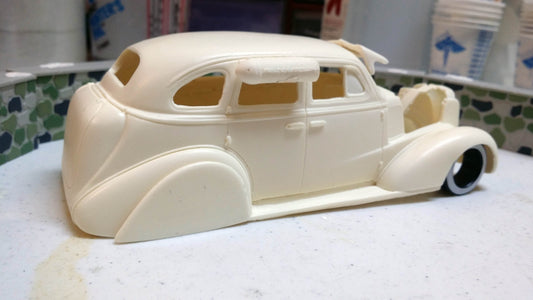 Resin cast 1937 Chevy 4 Door with accessories